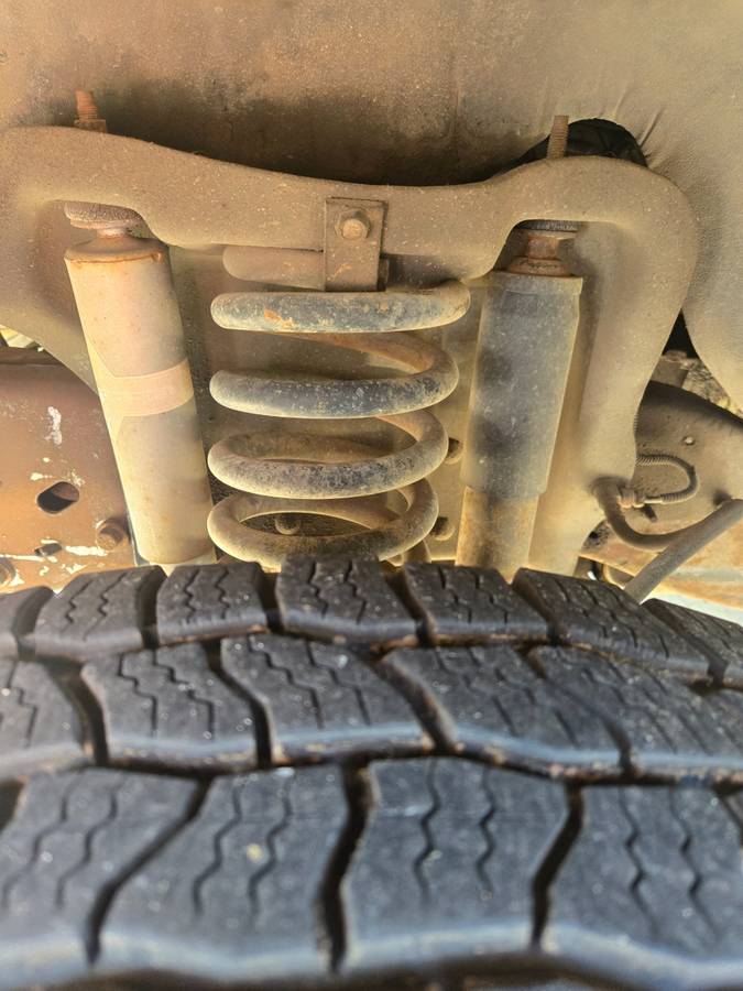 Ford-f150-4x4-1995-custom-11