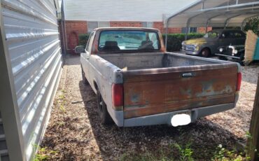Ford-f150-regular-cab-1984-2