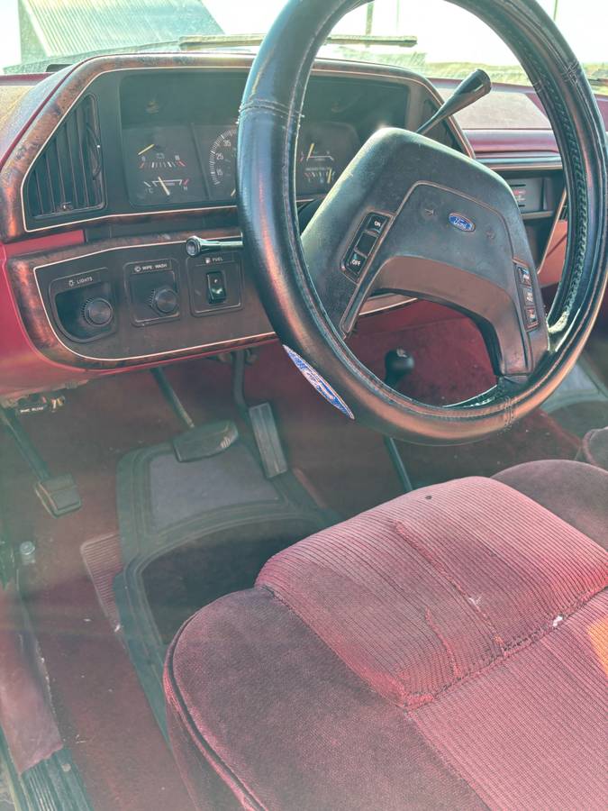 Ford-f150-supercrew-cab-lariat-1989-red-3