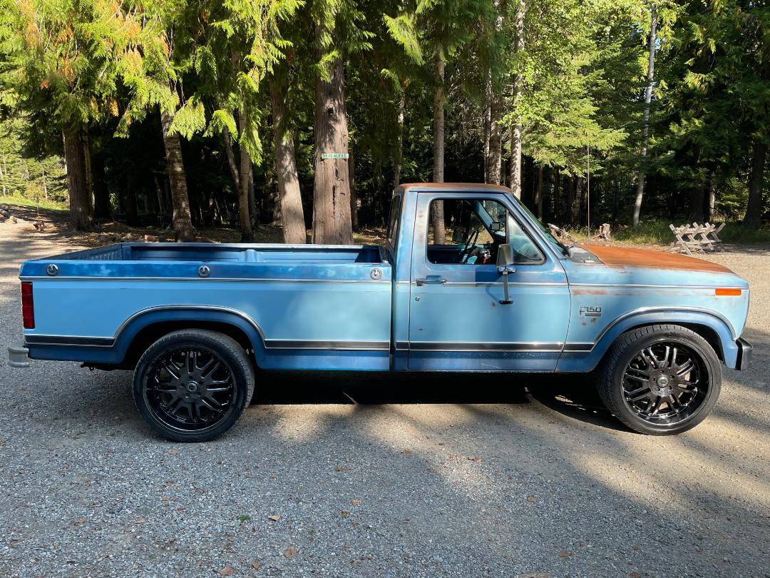 Ford-f150-xl-1982-12