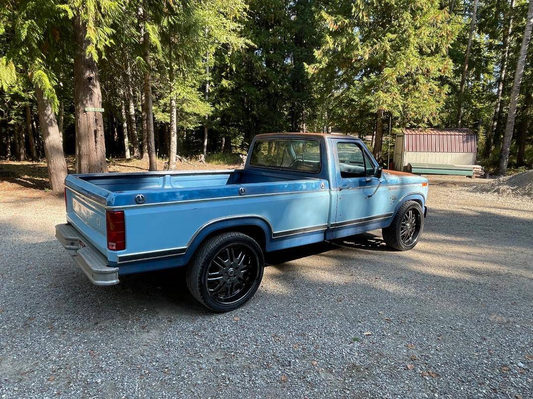 Ford-f150-xl-1982-7