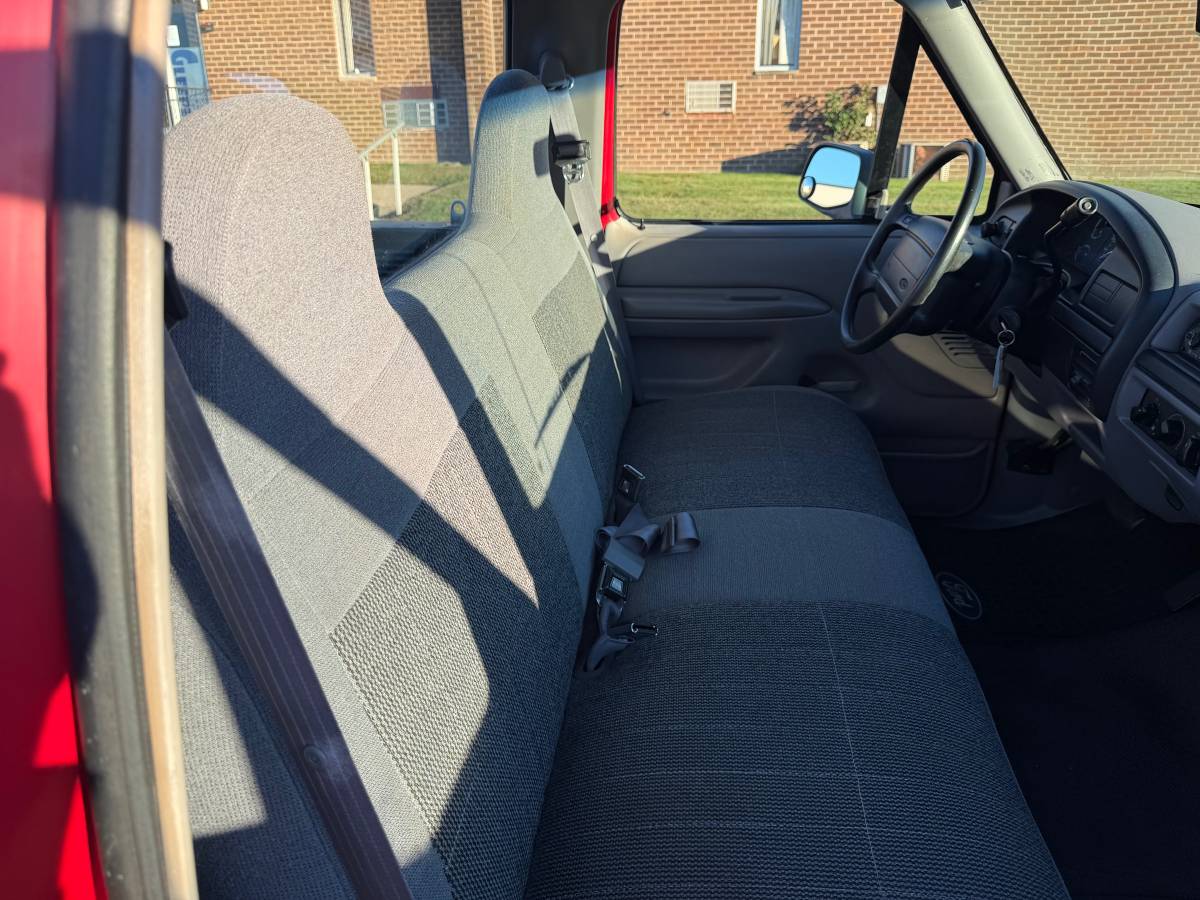 Ford-f150-xl-1996-red-17