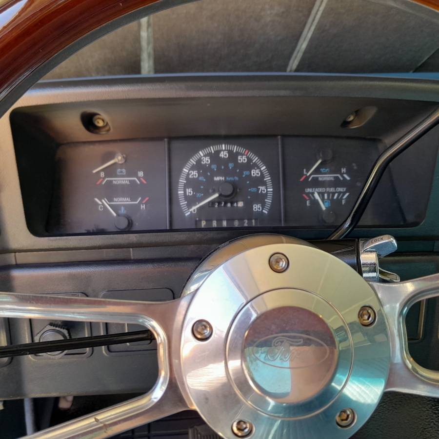 Ford-f150-xlt-1991-white-1