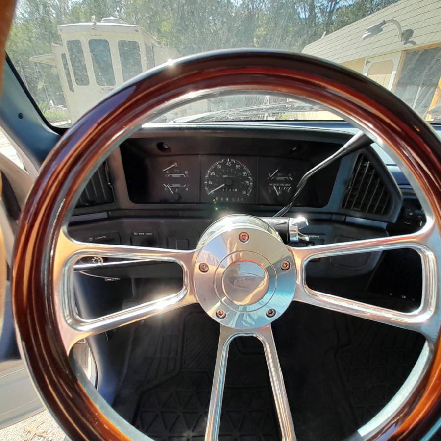 Ford-f150-xlt-1991-white-6