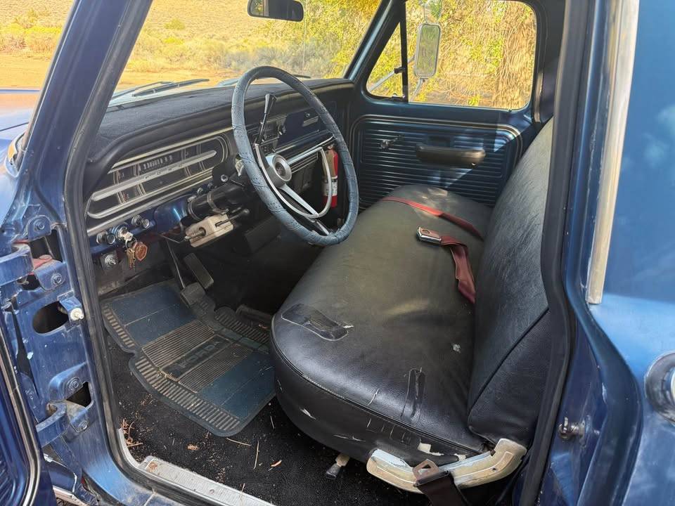 Ford-f250-1968-blue-6