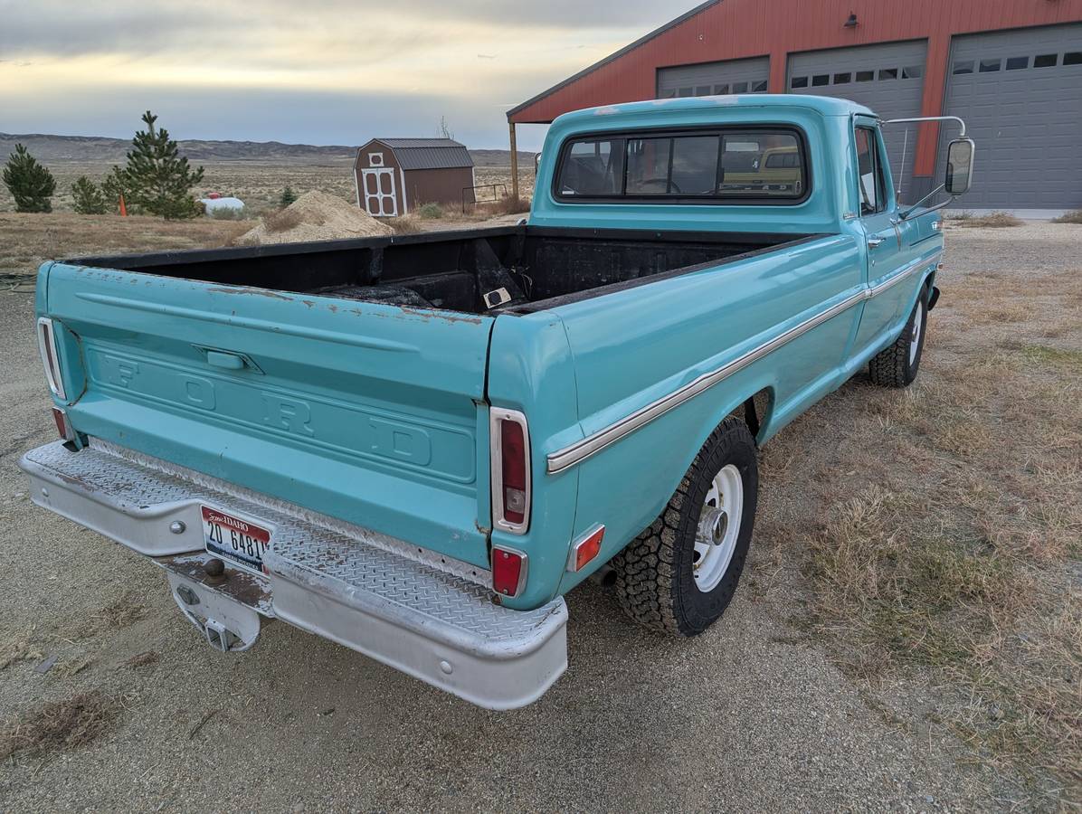 Ford-f250-1969-green-2