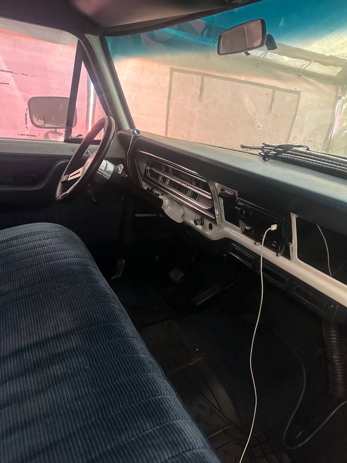 Ford-f250-1970-blue-2