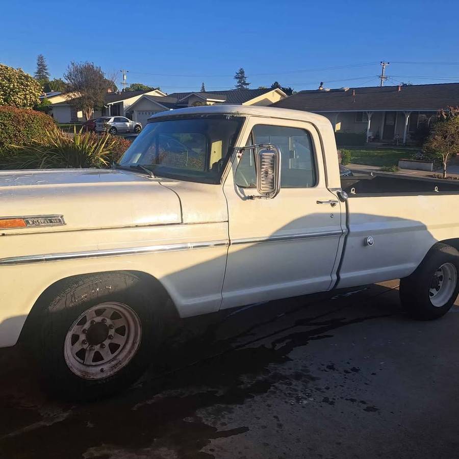 Ford-f250-1972-white-1