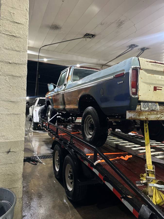Ford-f250-1975-blue-3