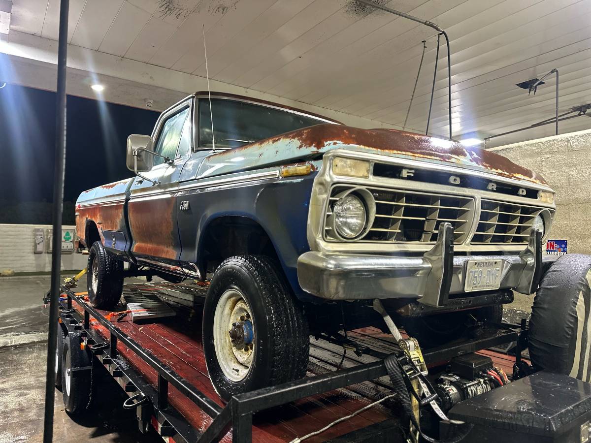 Ford-f250-1975-blue-4