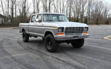 Ford-f250-1979-silver-4