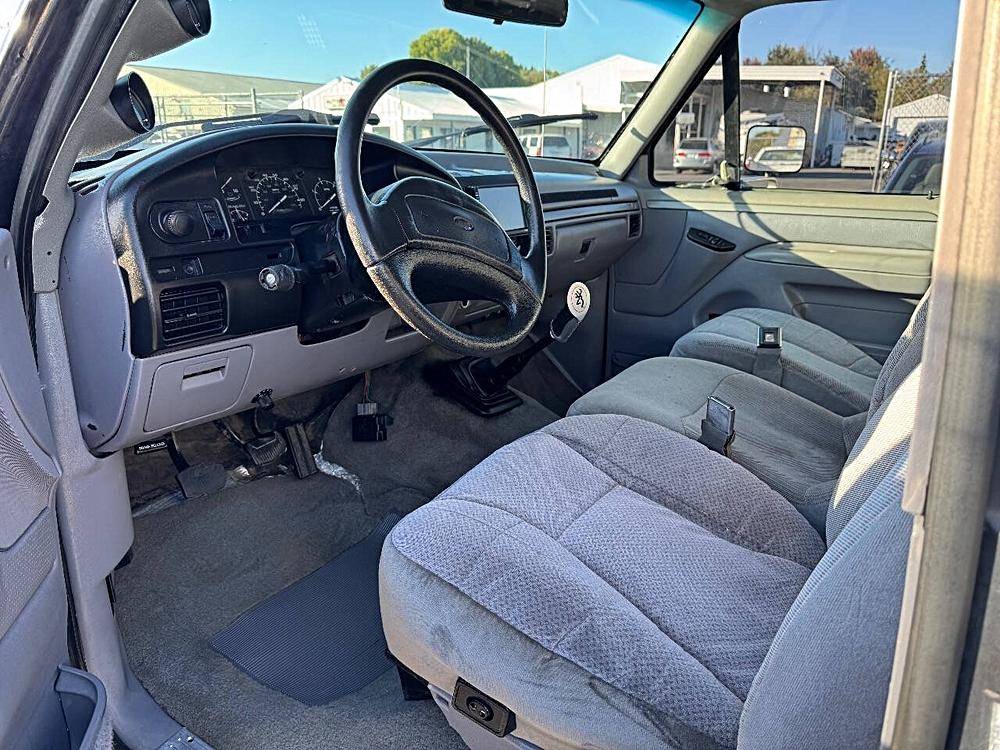 Ford-f250-1995-black-3