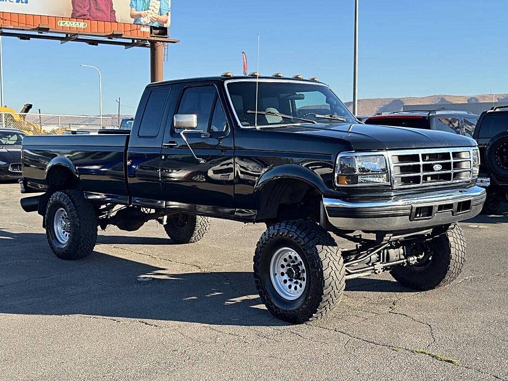 Ford-f250-1995-black-4