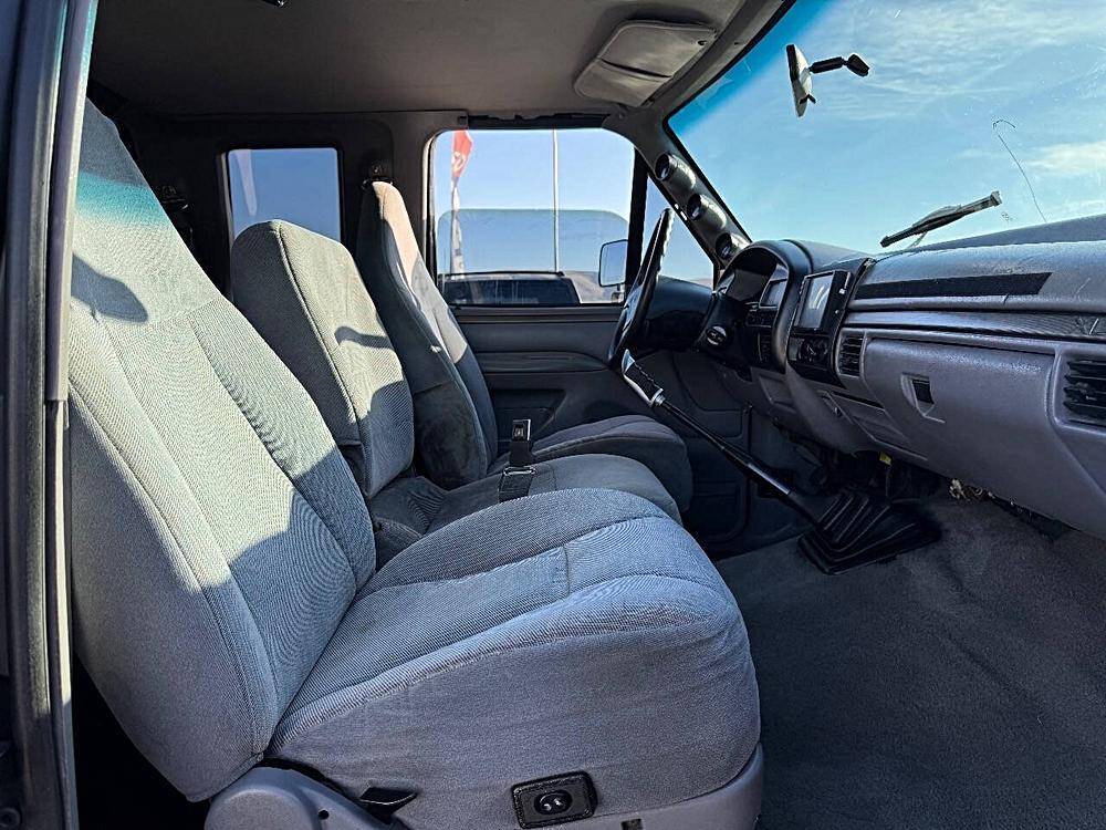 Ford-f250-1995-black-5