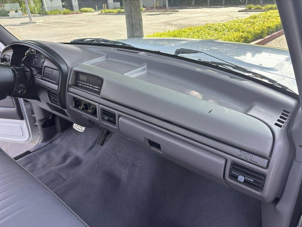 Ford-f250-1995-white-11