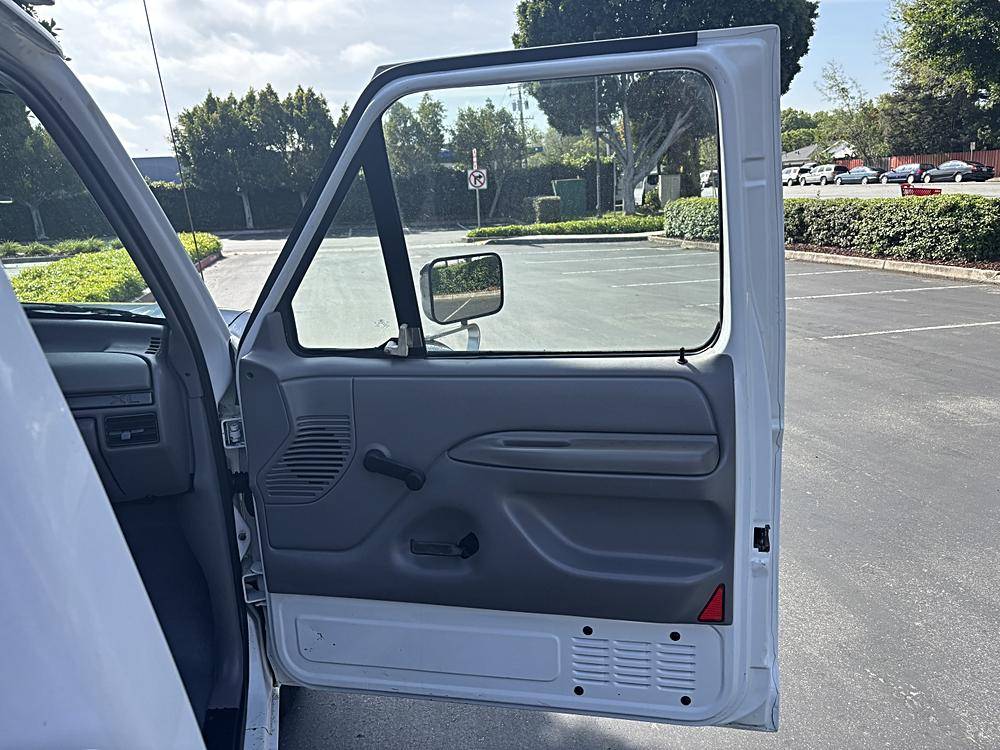 Ford-f250-1995-white-12