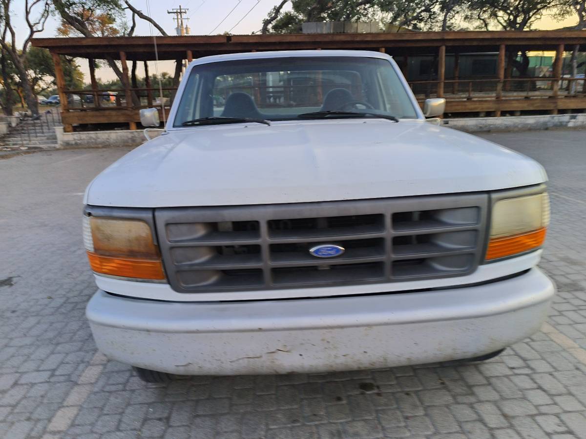 Ford-f250-1995-white-7