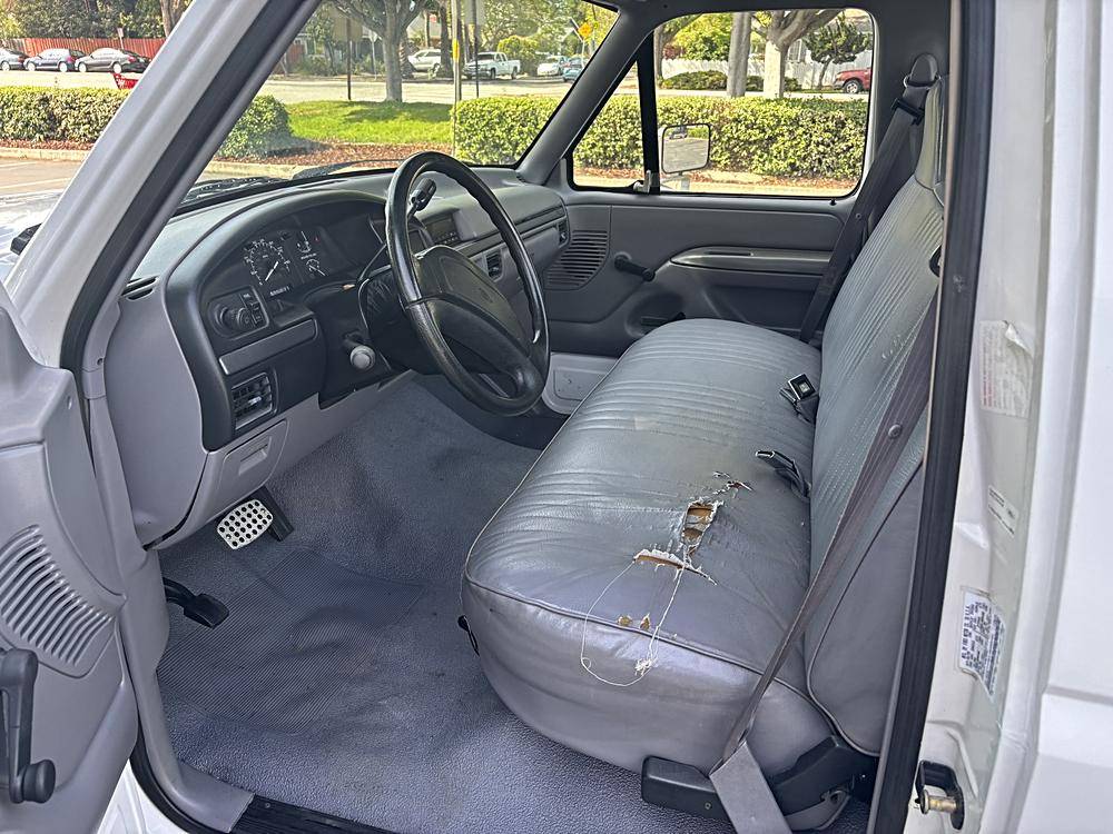 Ford-f250-1995-white-9