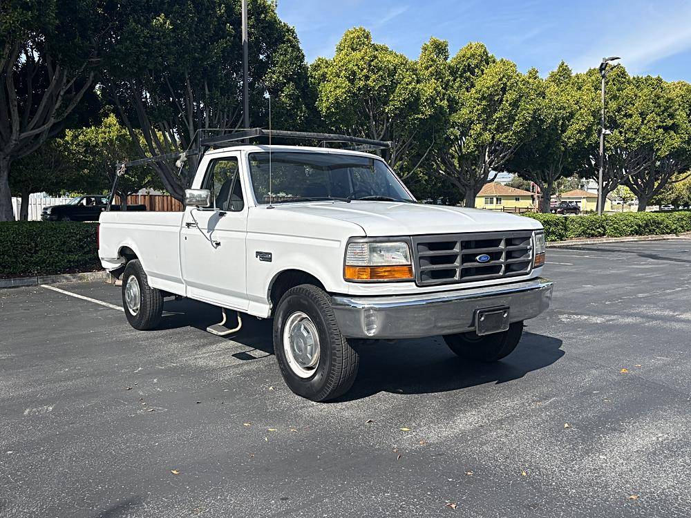 Ford-f250-1995-white