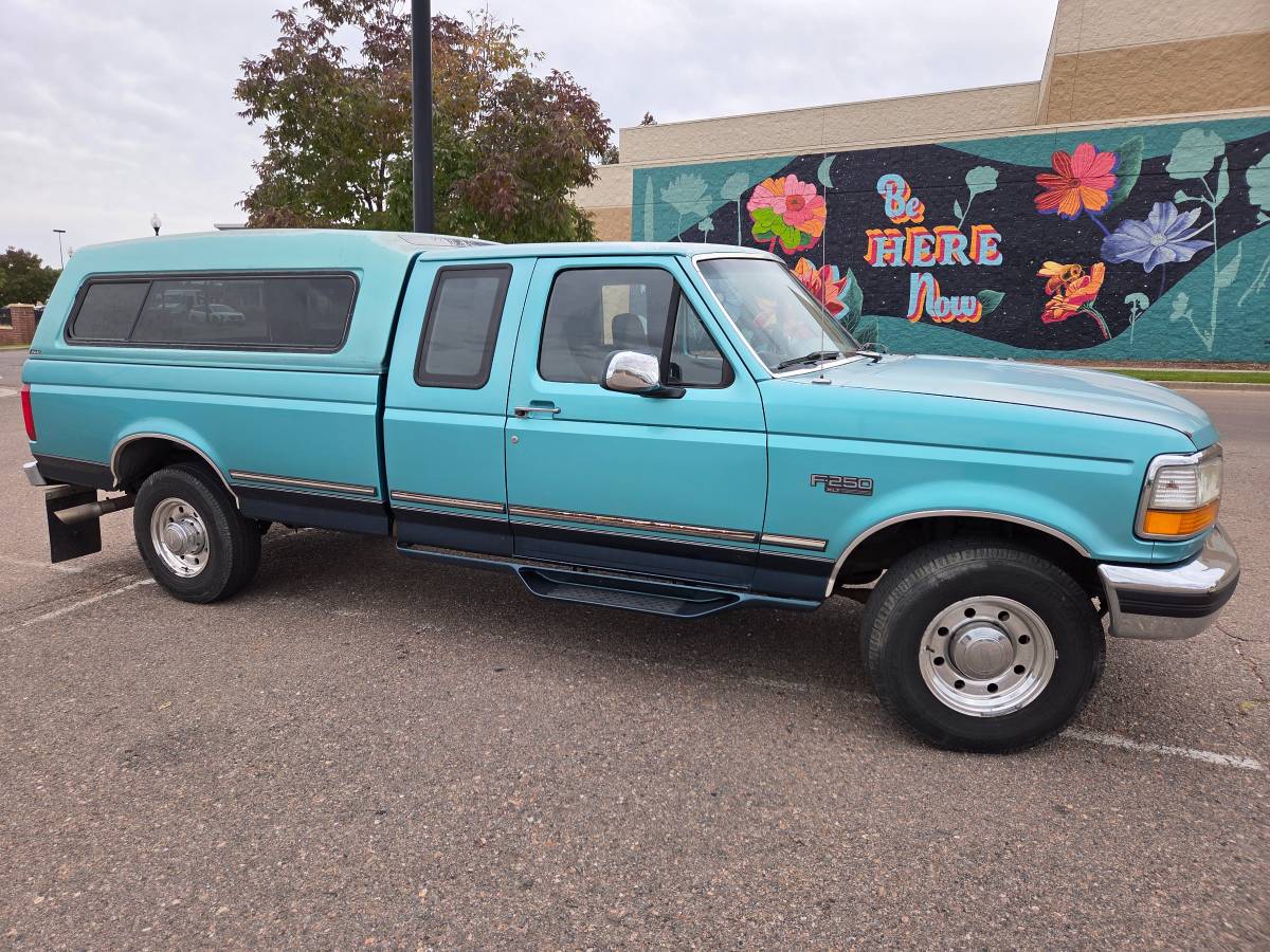 Ford-f250-1996-green-4