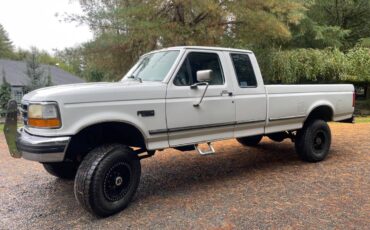 Ford-f250-1996-white-2