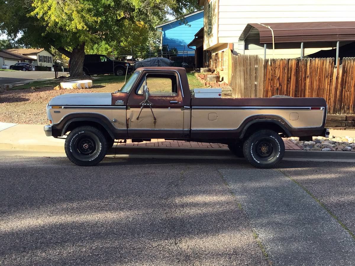 Ford-f250-4x4-1978-brown-1