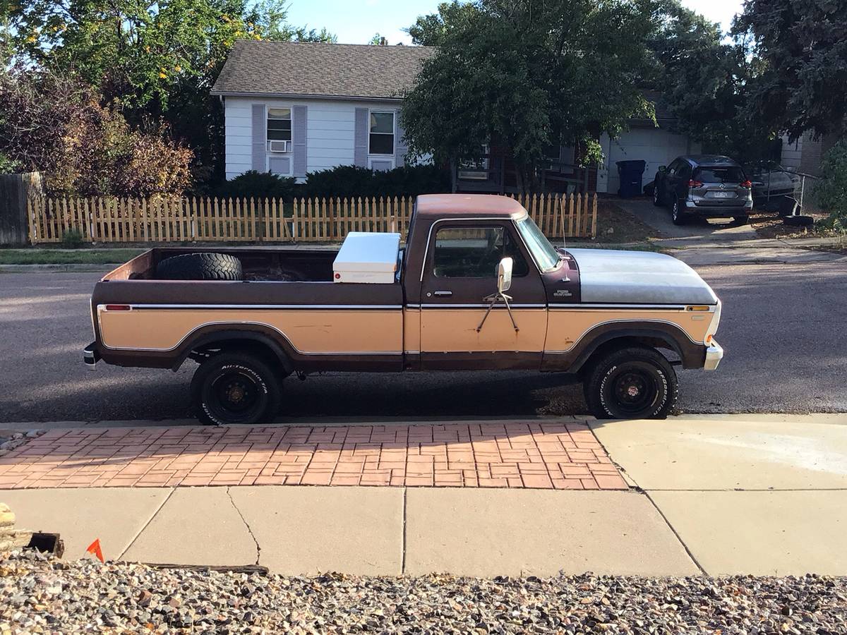 Ford-f250-4x4-1978-brown