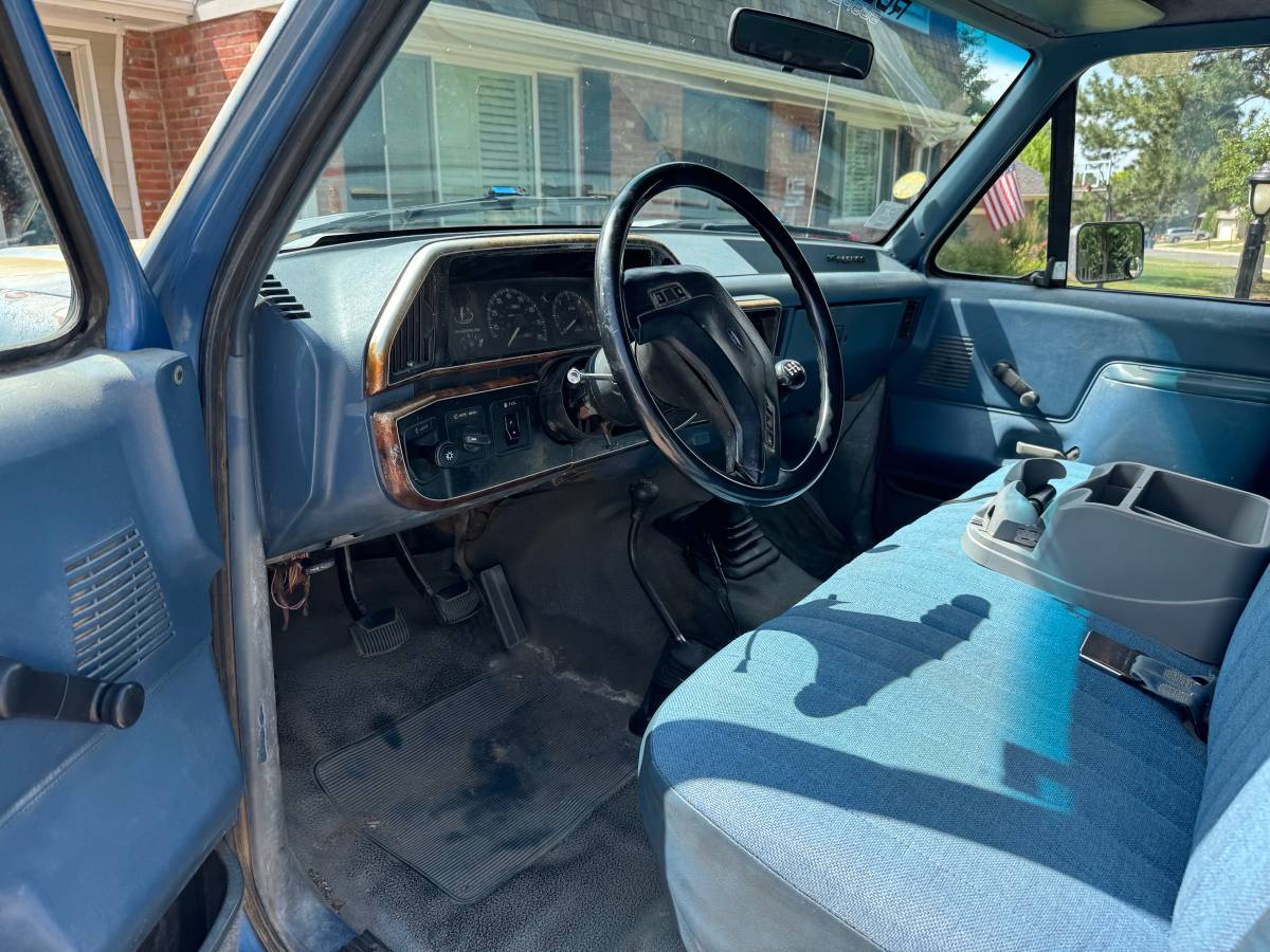 Ford-f250-4x4-1988-blue-3