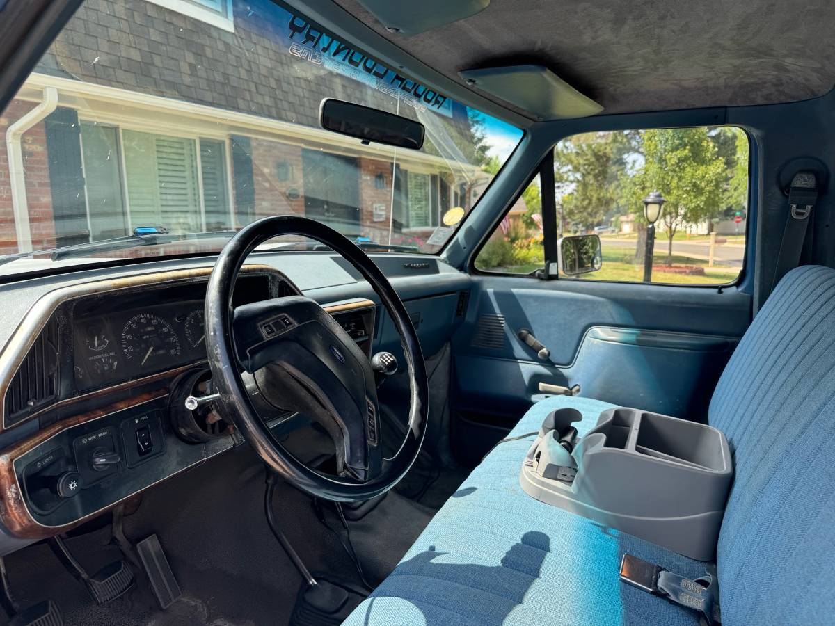 Ford-f250-4x4-1988-blue-4