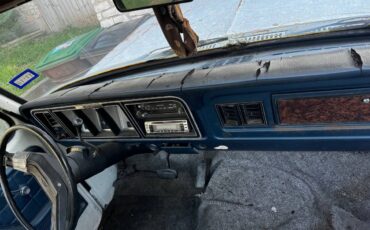 Ford-f250-custom-1979-white-10