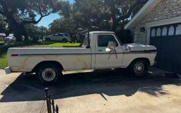 Ford-f250-custom-1979-white-19