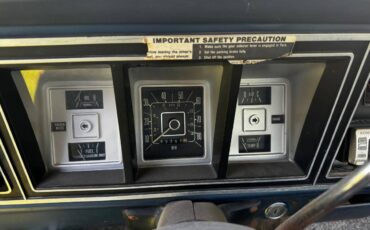 Ford-f250-custom-1979-white-3