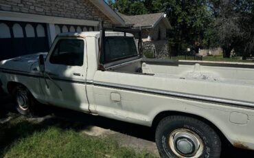 Ford-f250-custom-1979-white-7