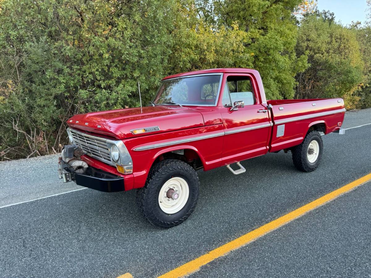 Ford-f250-custom-highboy-1969-red-10