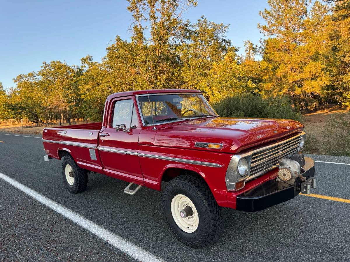 Ford-f250-custom-highboy-1969-red-2