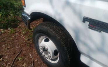 Ford-f250-diesel-1996-white-8