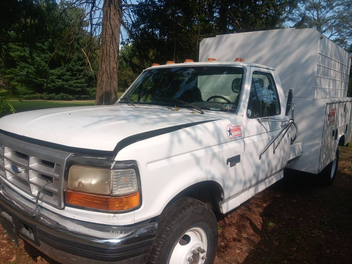 Ford-f250-diesel-1996-white