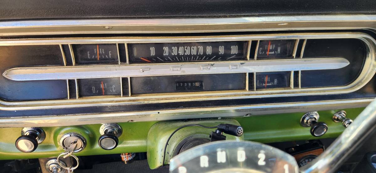 Ford-f250-explorer-1972-green-12