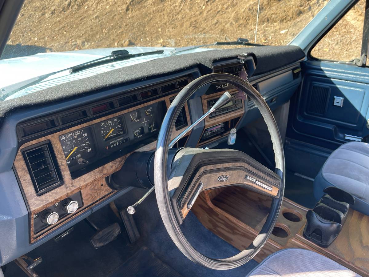 Ford-f250-lariat-1986-blue-5