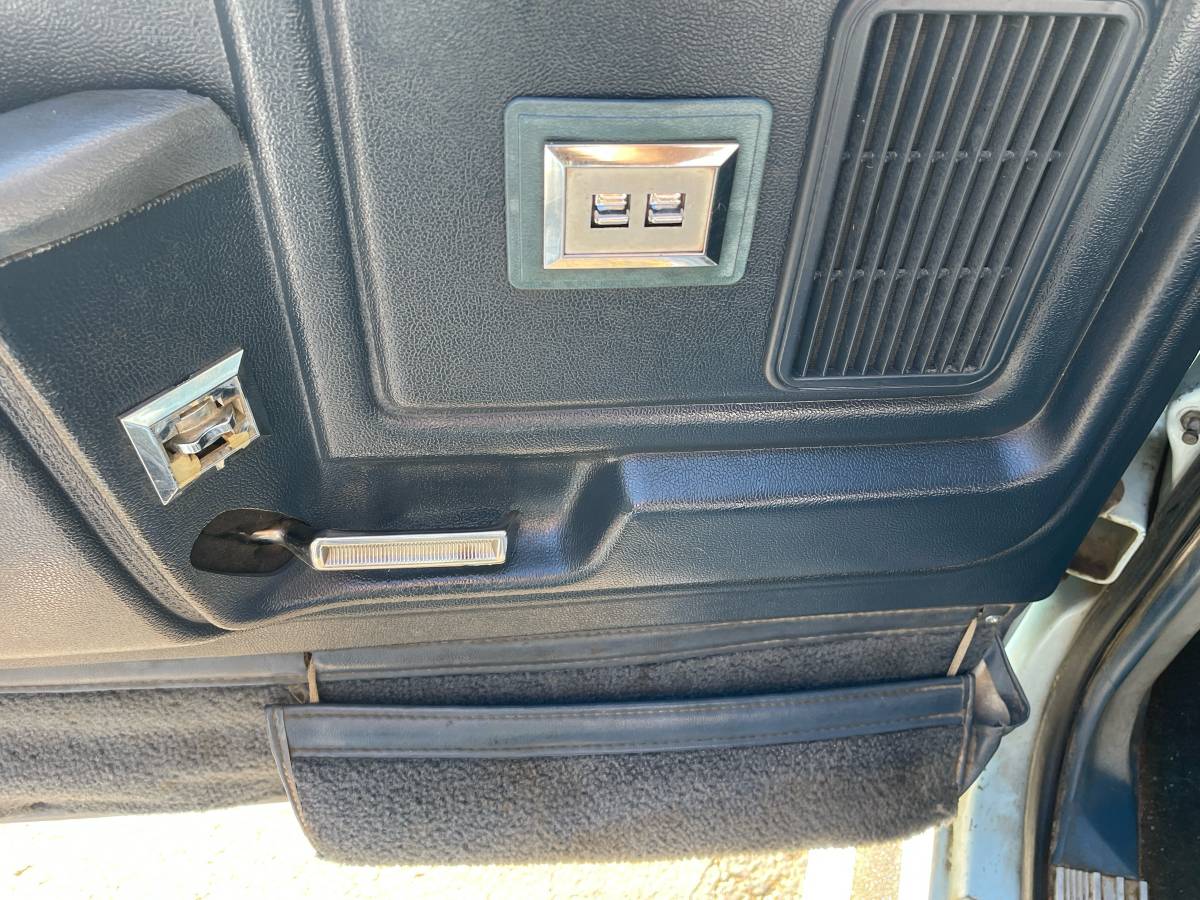 Ford-f250-lariat-1986-blue-8