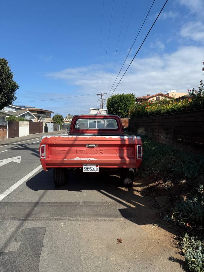 Ford-f250-pickup-truck-1972-red-9
