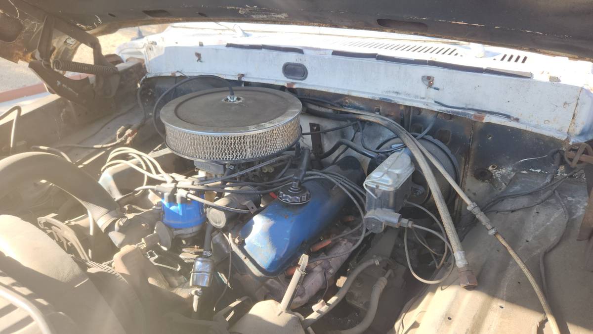 Ford-f250-ranger-camper-special-1968-white-12