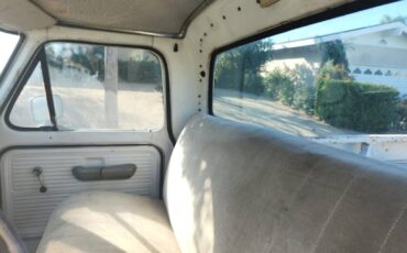 Ford-f250-ranger-camper-special-1968-white-5