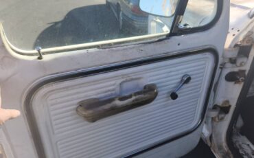 Ford-f250-ranger-camper-special-1968-white-7