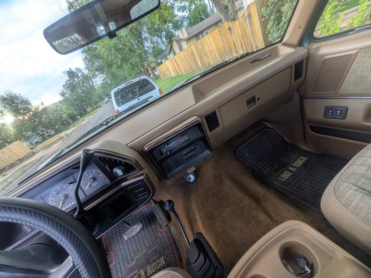 Ford-f250-super-duty-lariat-4x4-diesel-1989-15