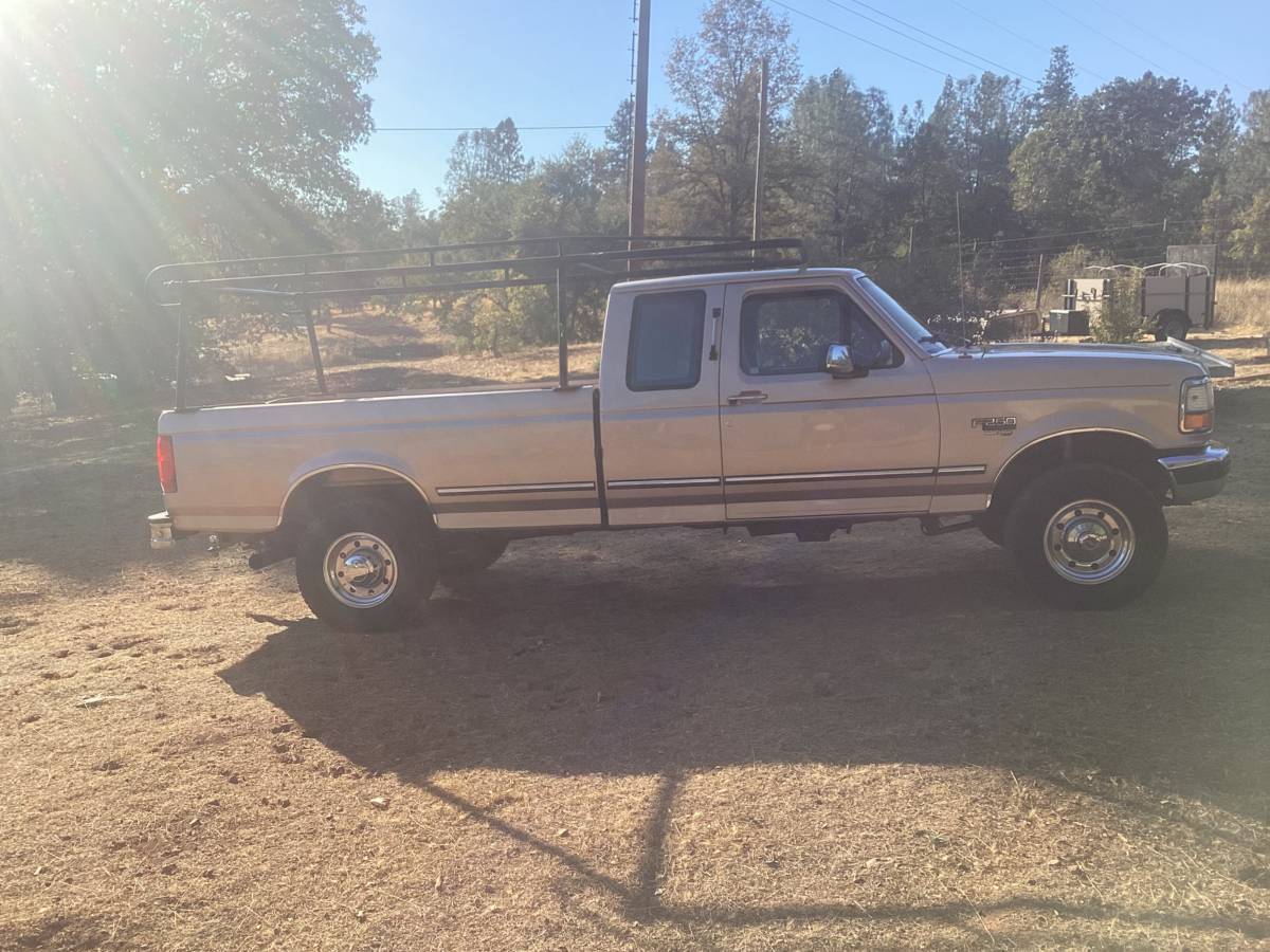 Ford-f250-xlt-4x4-diesel-1996-1