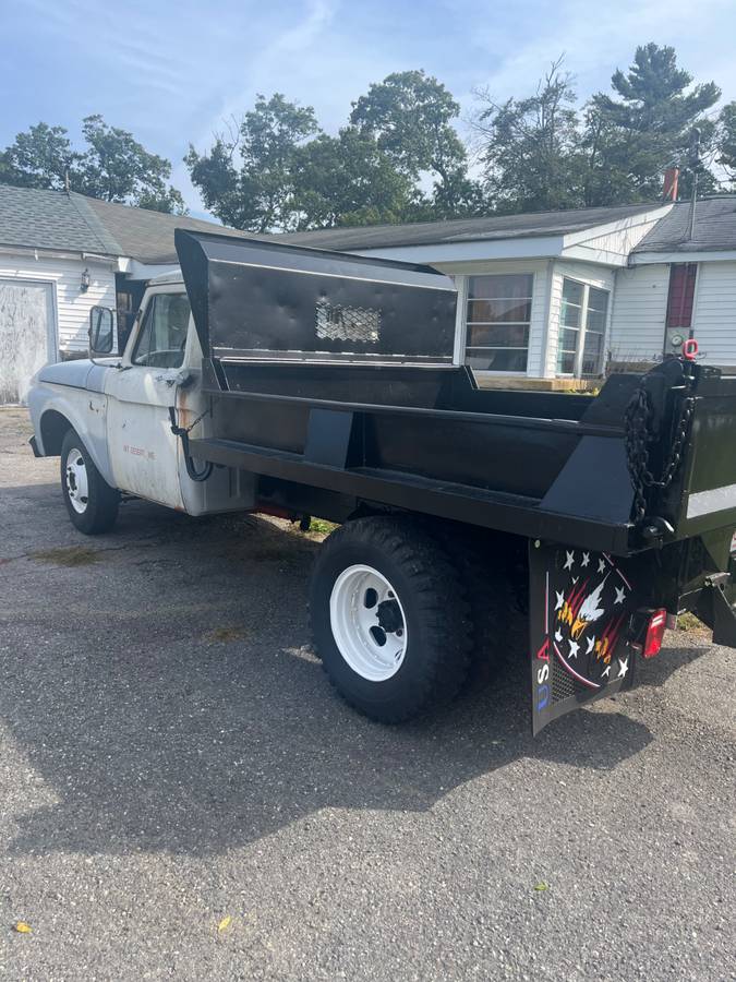 Ford-f350-1966-white-3