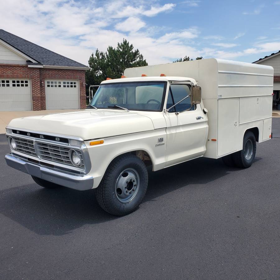 Ford-f350-1974-white