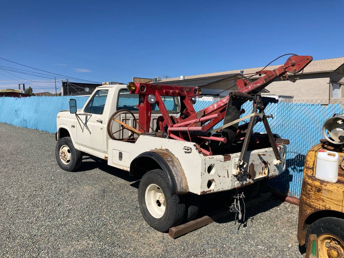 Ford-f350-1985-5