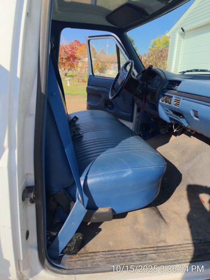 Ford-f350-1996-white-9